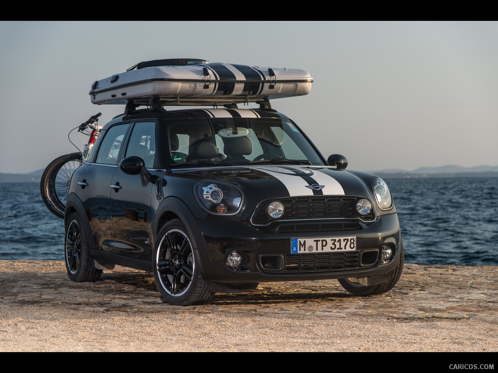 2013 MINI Countryman ALL4 Camp  - Front