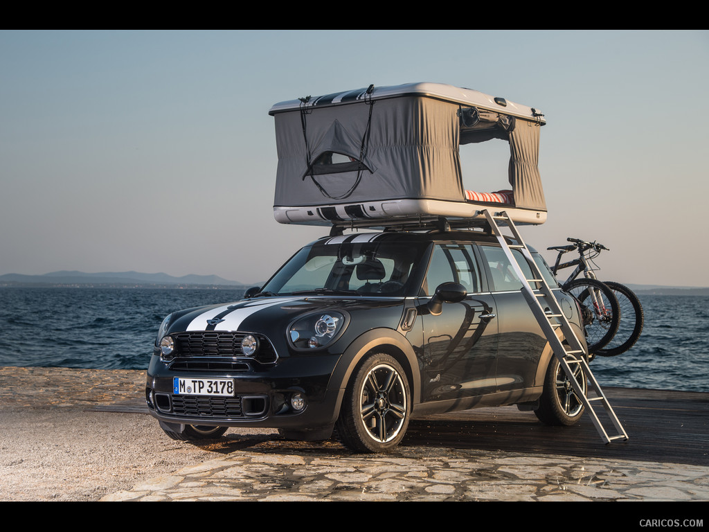 2013 MINI Countryman ALL4 Camp  - Front