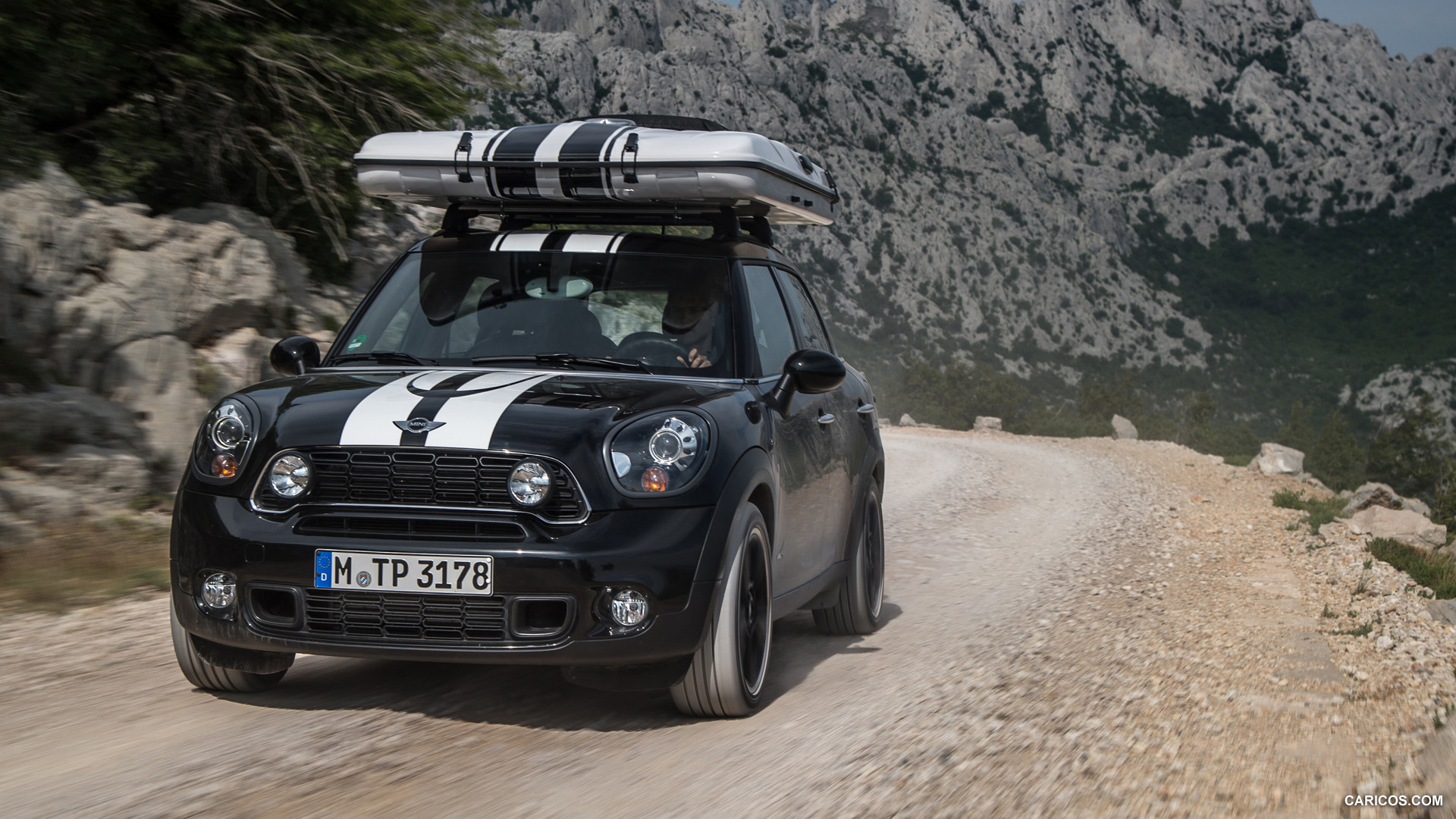 2013 MINI Countryman ALL4 Camp  - Front, #32 of 42