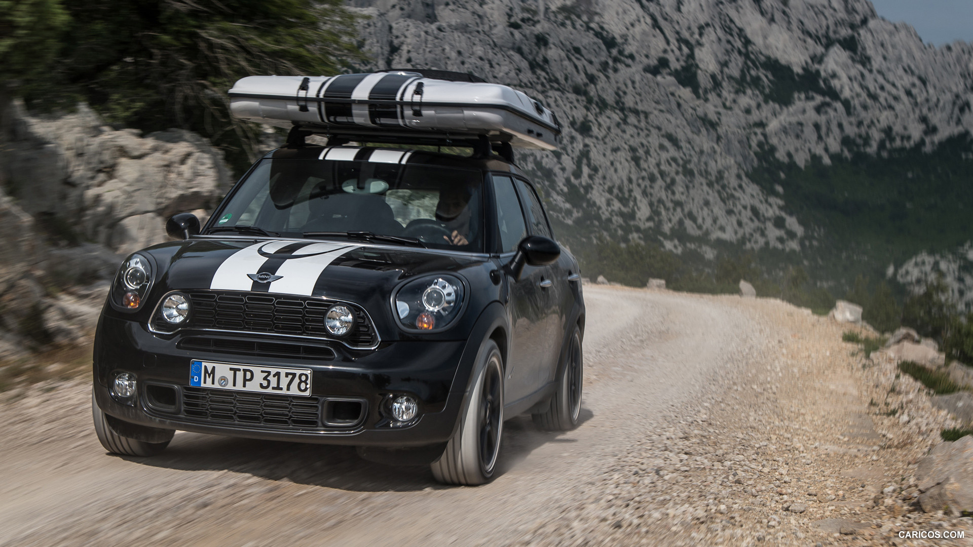 2013 MINI Countryman ALL4 Camp  - Front, #33 of 42