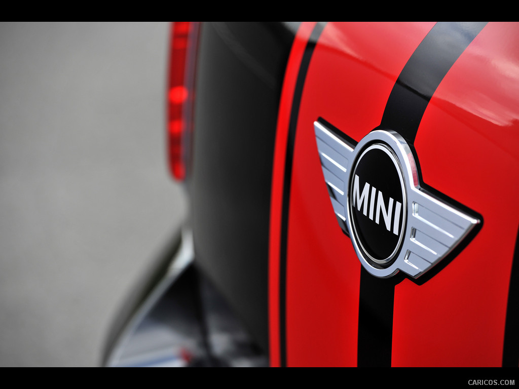 2013 MINI Countryman John Cooper works  - Badge