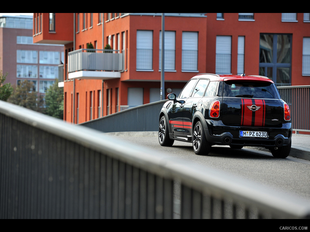 2013 MINI Countryman John Cooper works  - Rear