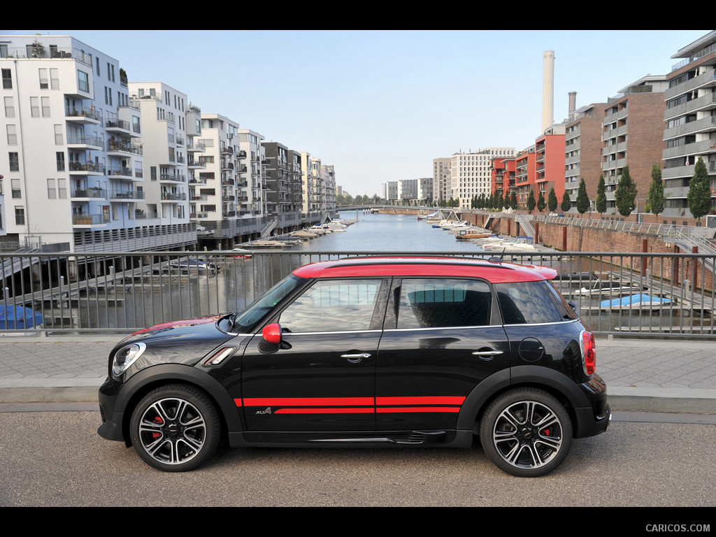 2013 MINI Countryman John Cooper works  - Side