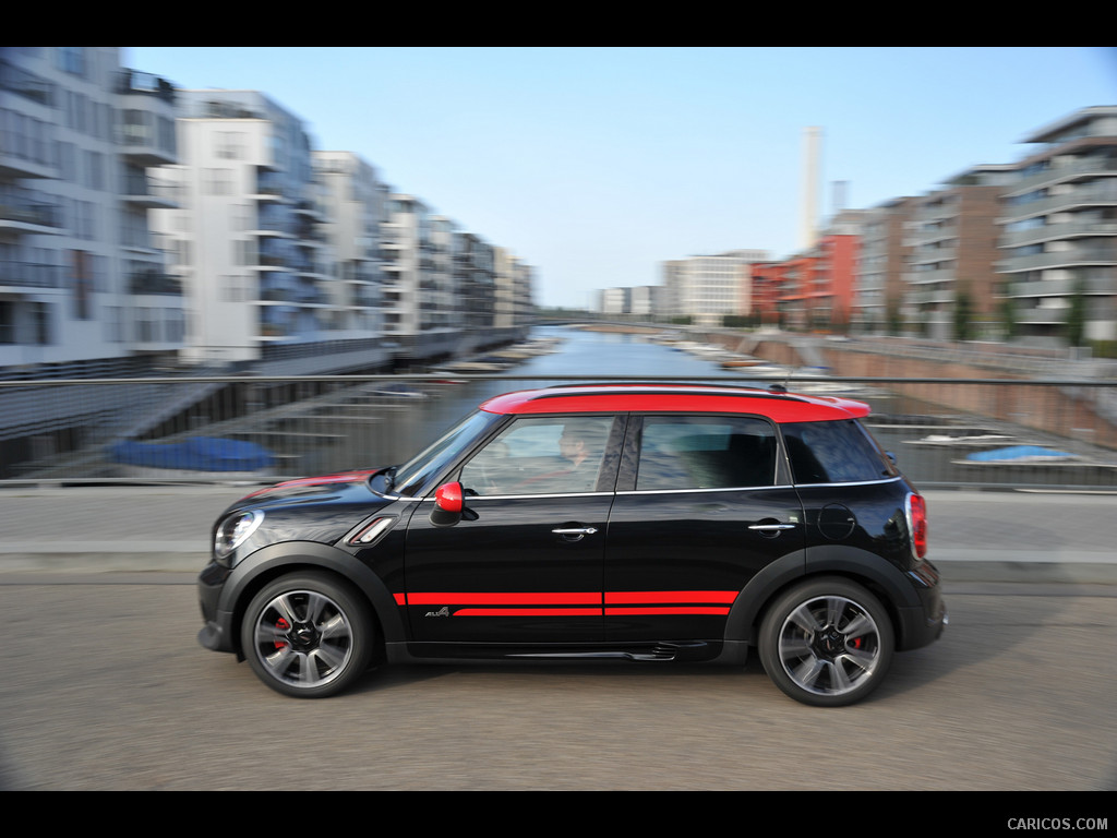 2013 MINI Countryman John Cooper works  - Side