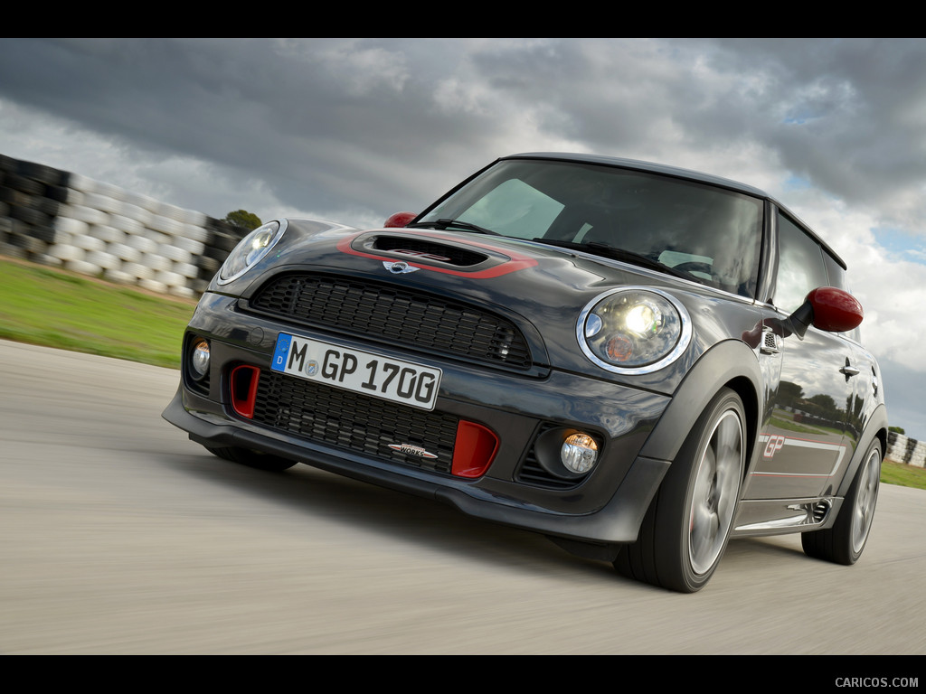 2013 MINI John Cooper Works GP  - Front