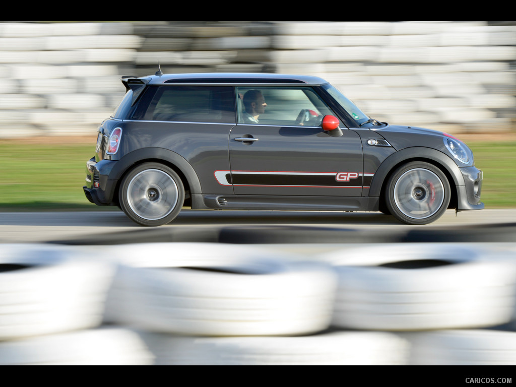 2013 MINI John Cooper Works GP  - Side