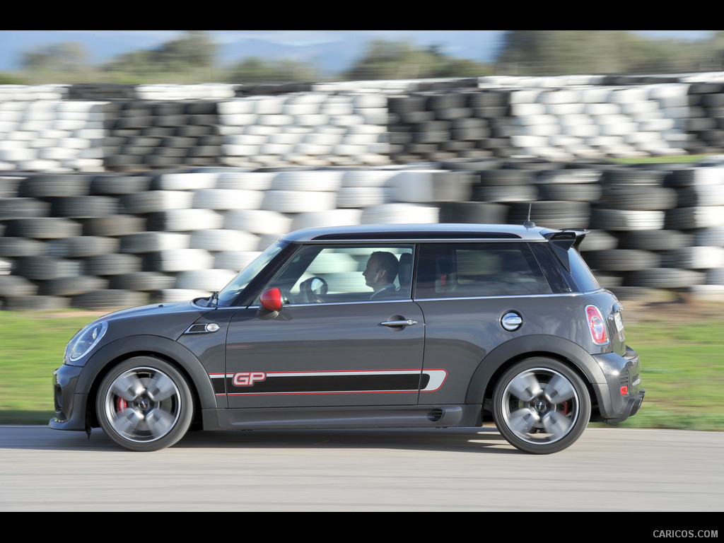 2013 MINI John Cooper Works GP  - Side