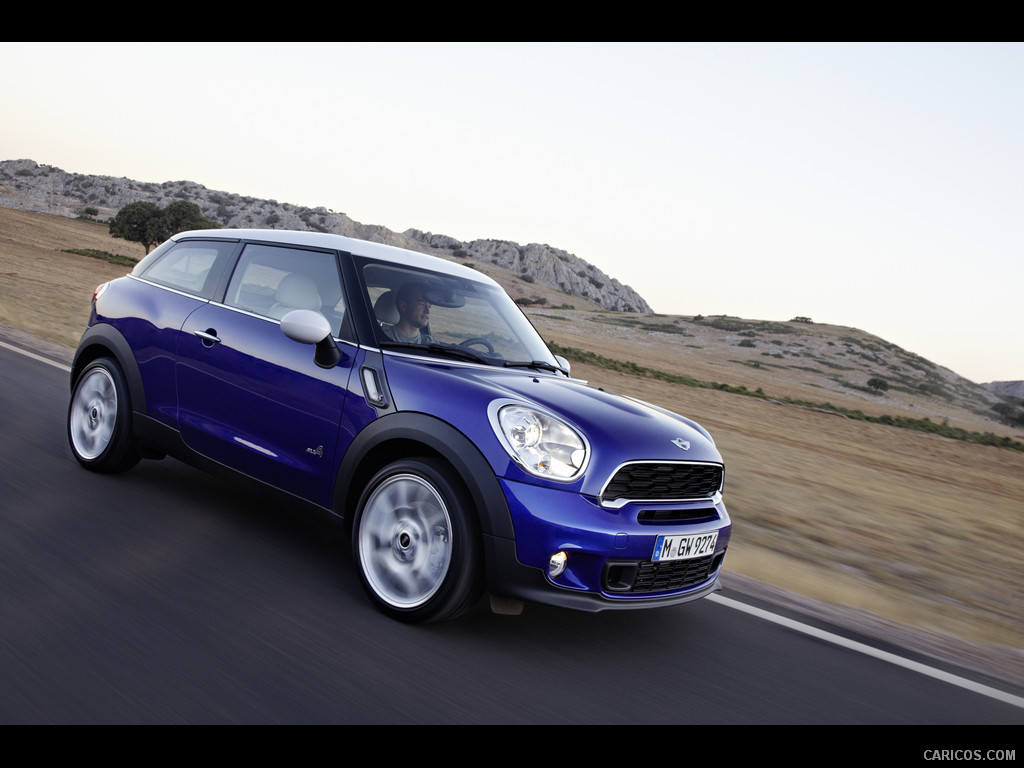 2013 MINI Paceman  - Front