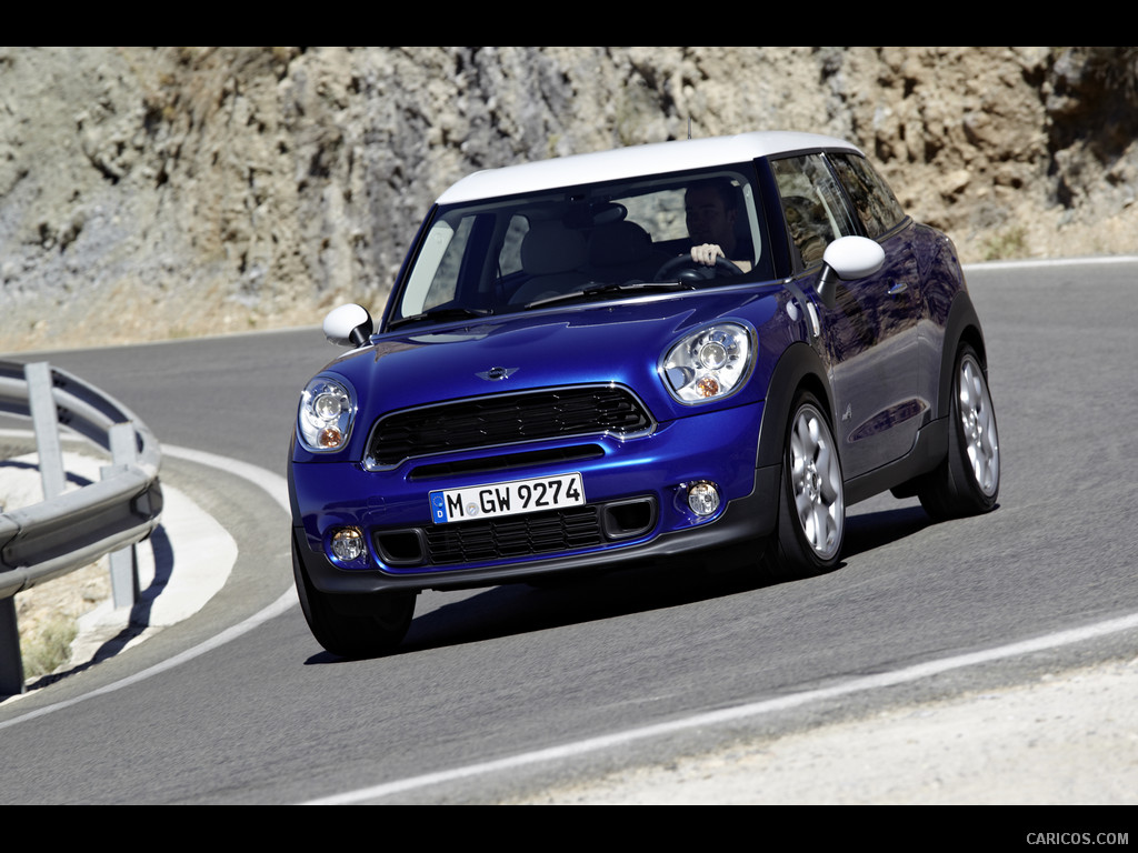 2013 MINI Paceman  - Front