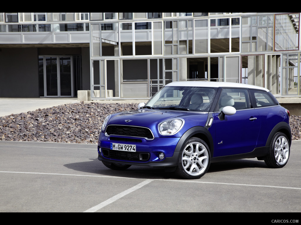 2013 MINI Paceman  - Front