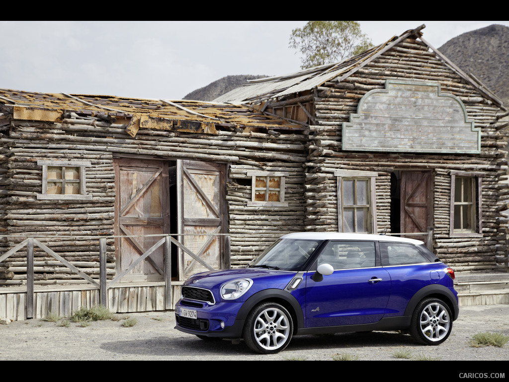 2013 MINI Paceman  - Front