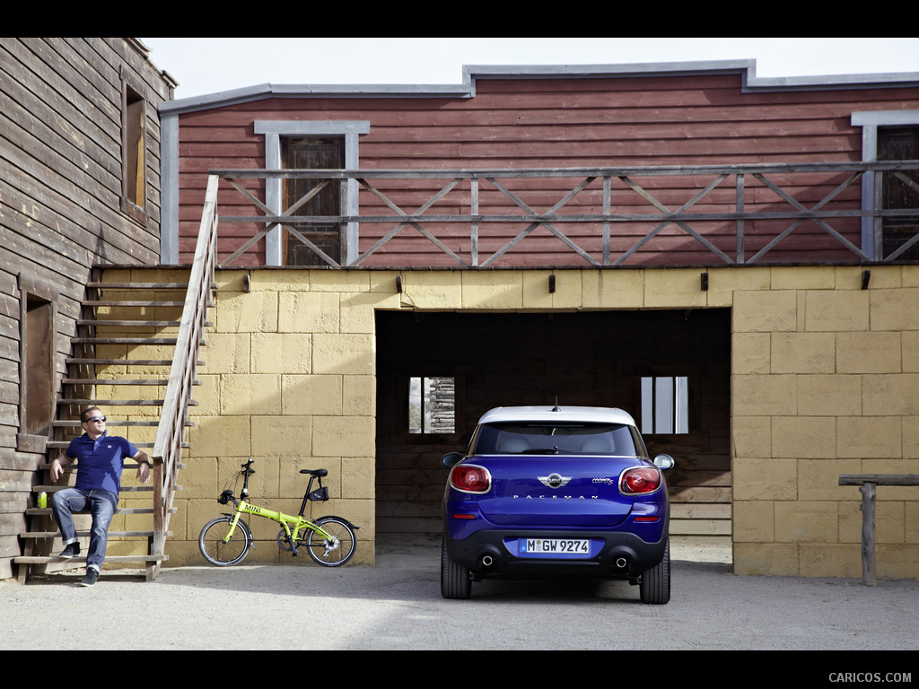 2013 MINI Paceman  - Rear