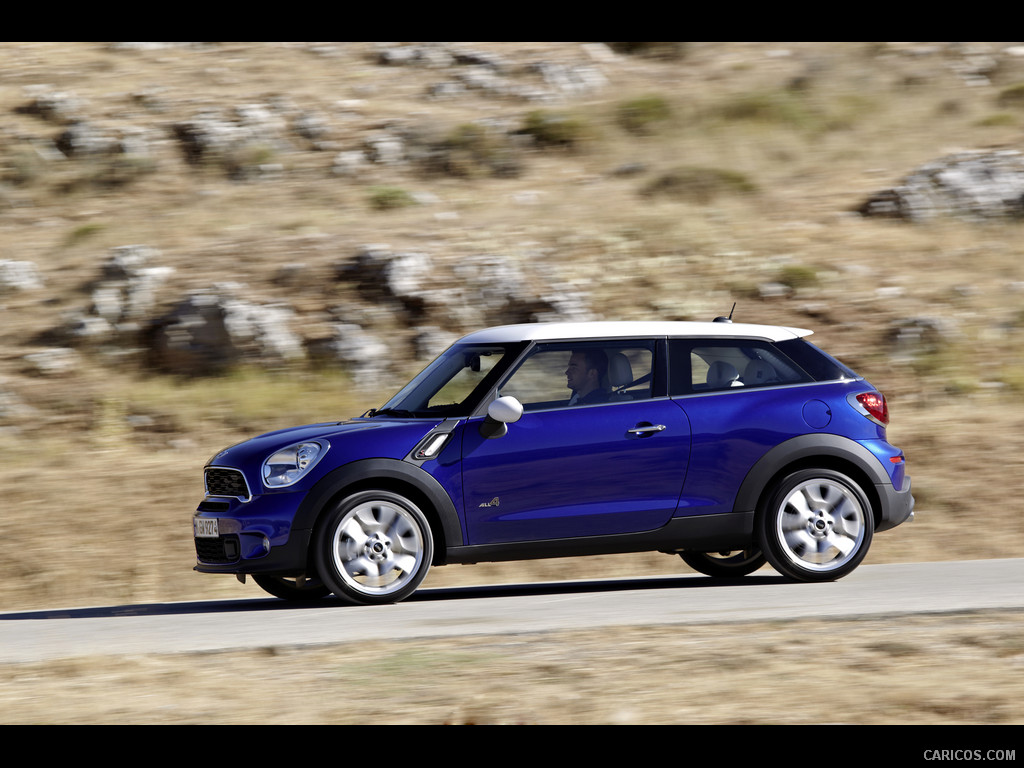 2013 MINI Paceman  - Side