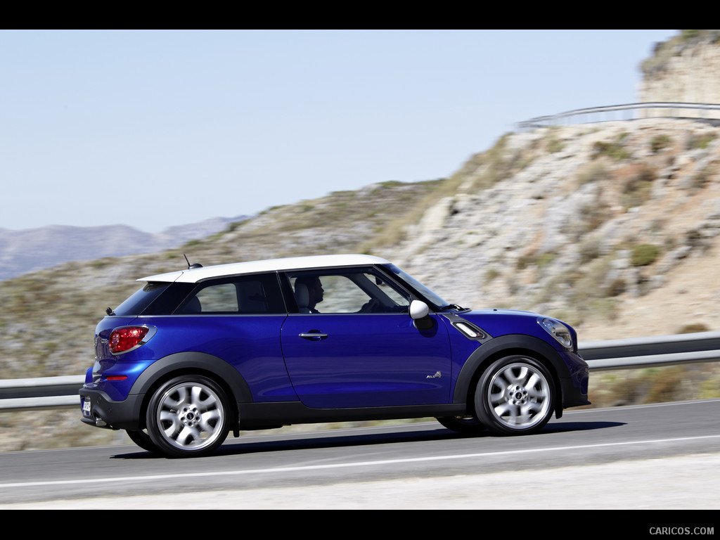 2013 MINI Paceman  - Side