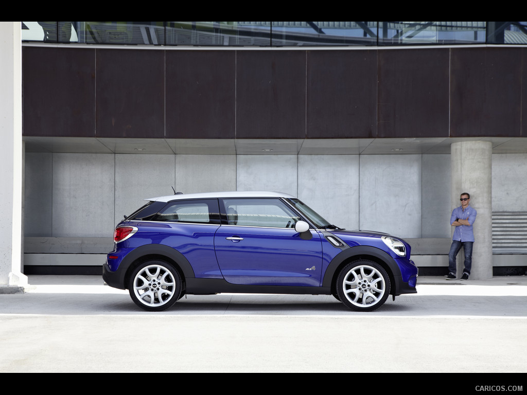 2013 MINI Paceman  - Side