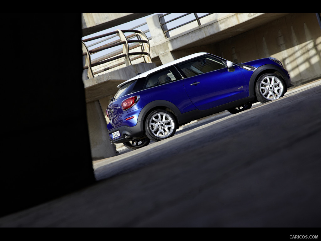 2013 MINI Paceman  - Side