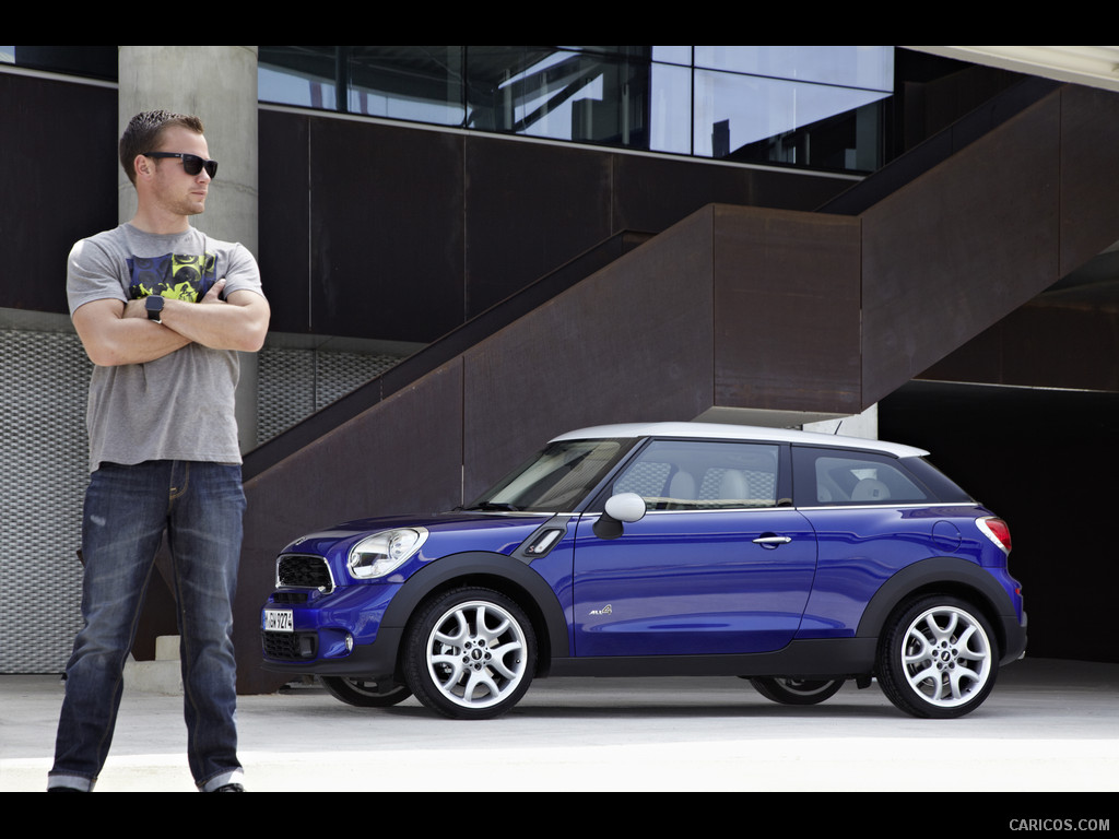 2013 MINI Paceman  - Side