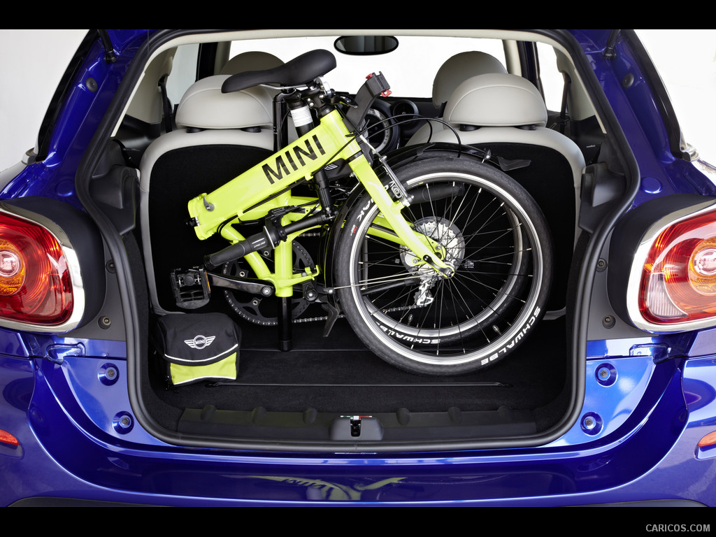 2013 MINI Paceman  - Trunk