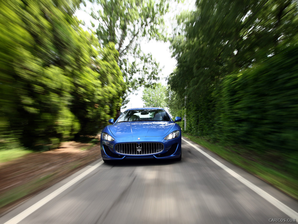 2013 Maserati GranTurismo Sport  - Front