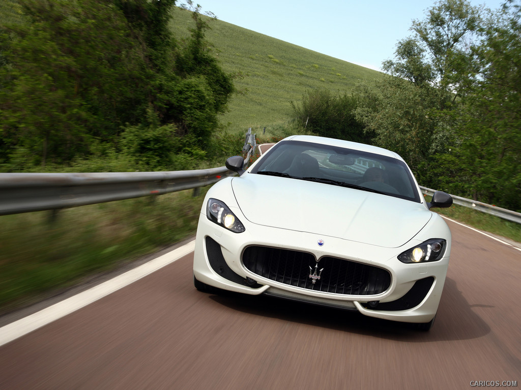 2013 Maserati GranTurismo Sport  - Front