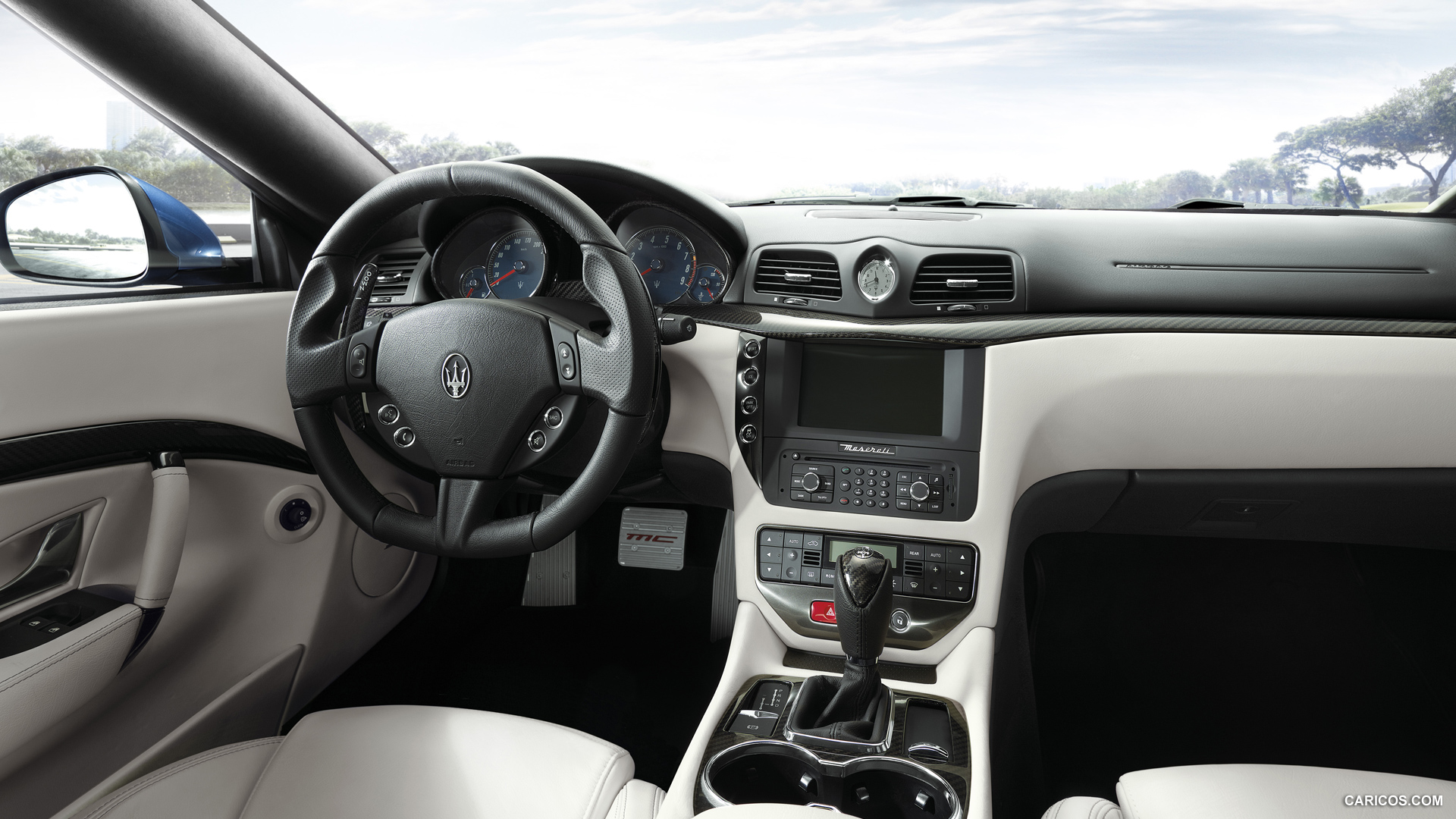 2013 Maserati GranTurismo Sport  - Interior, #35 of 63