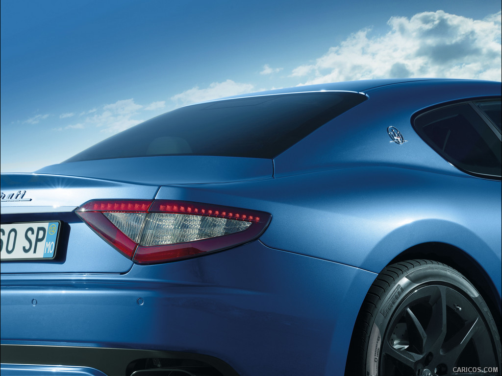 2013 Maserati GranTurismo Sport  - Tail Light