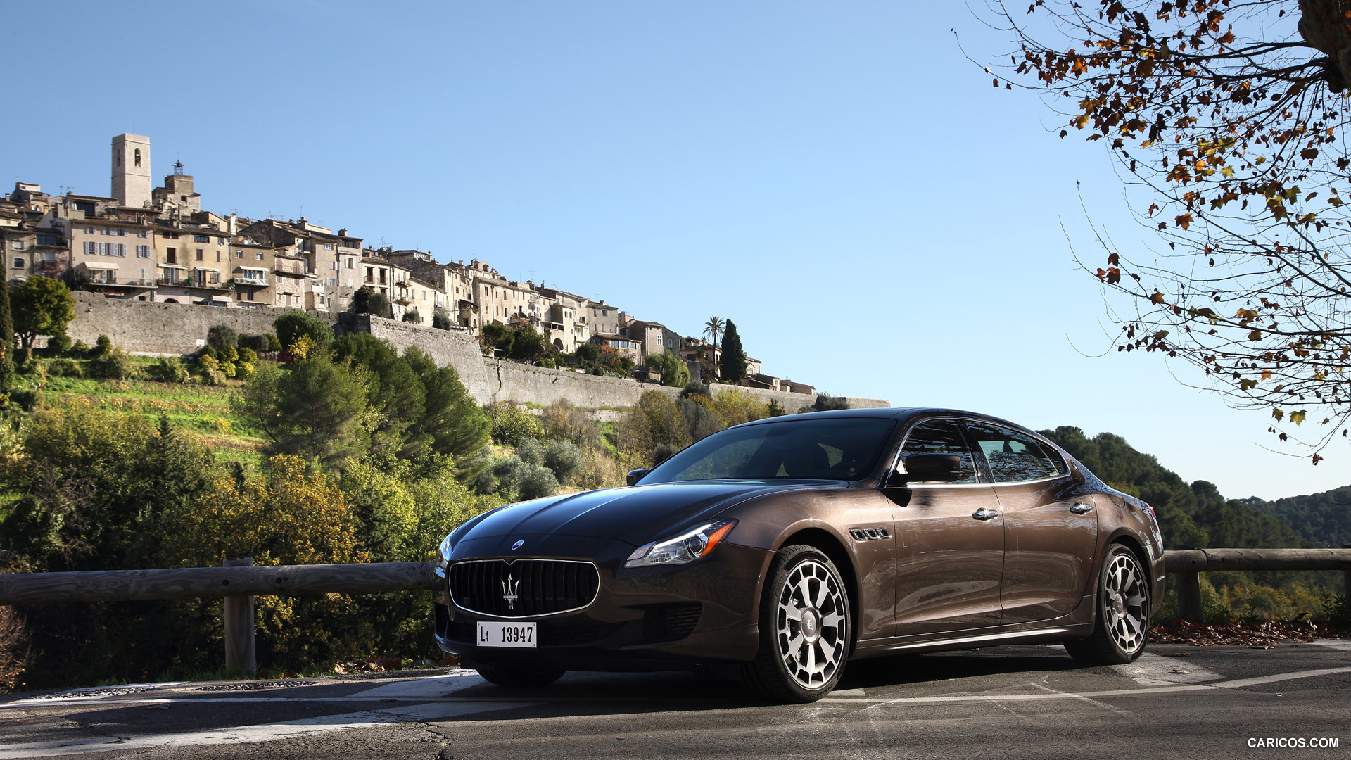 2013 Maserati Quattroporte  - Front, #36 of 49