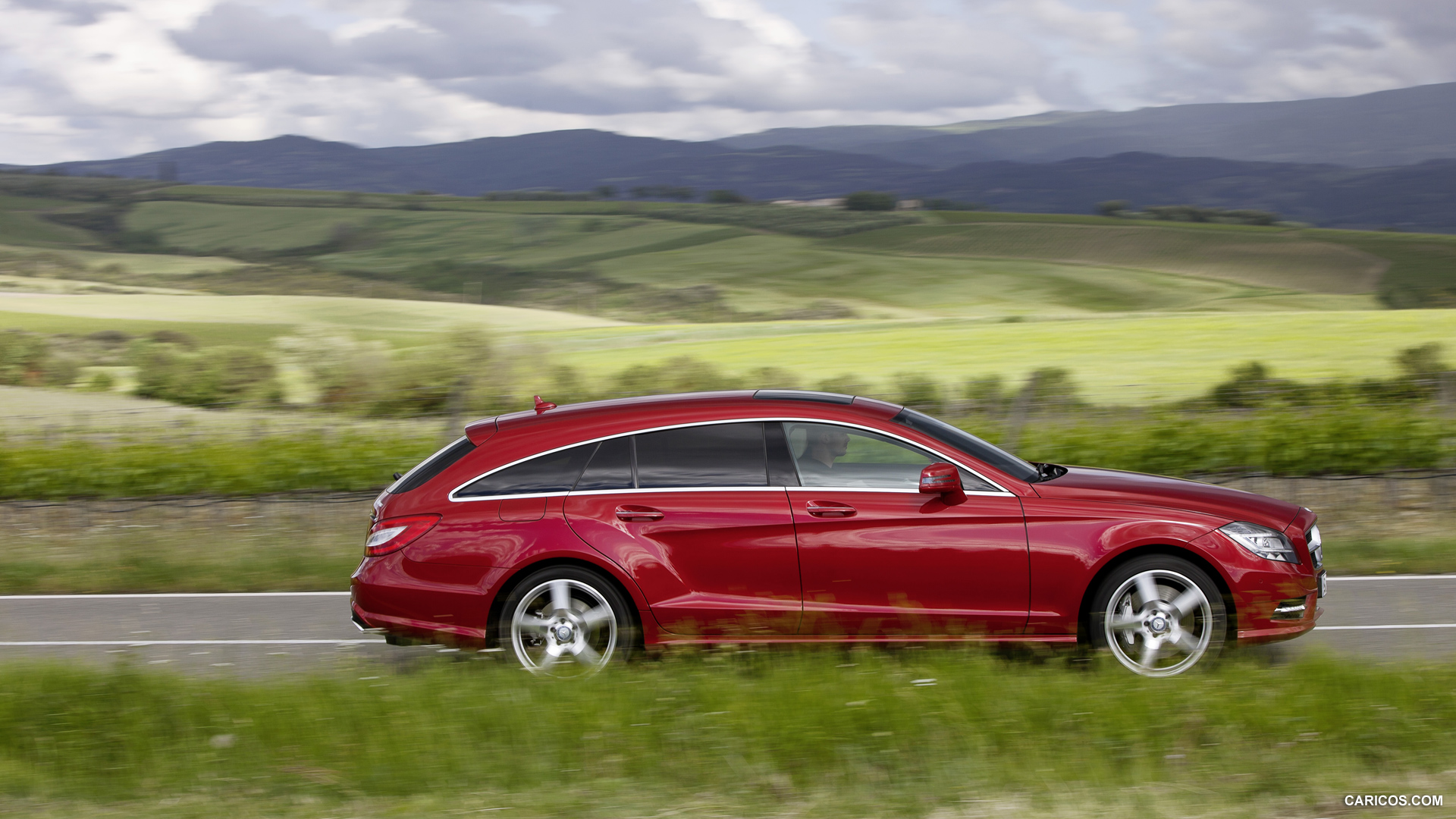 2013 Mercedes-Benz CLS 500 4MATIC Shooting Brake - Side, #8 of 184