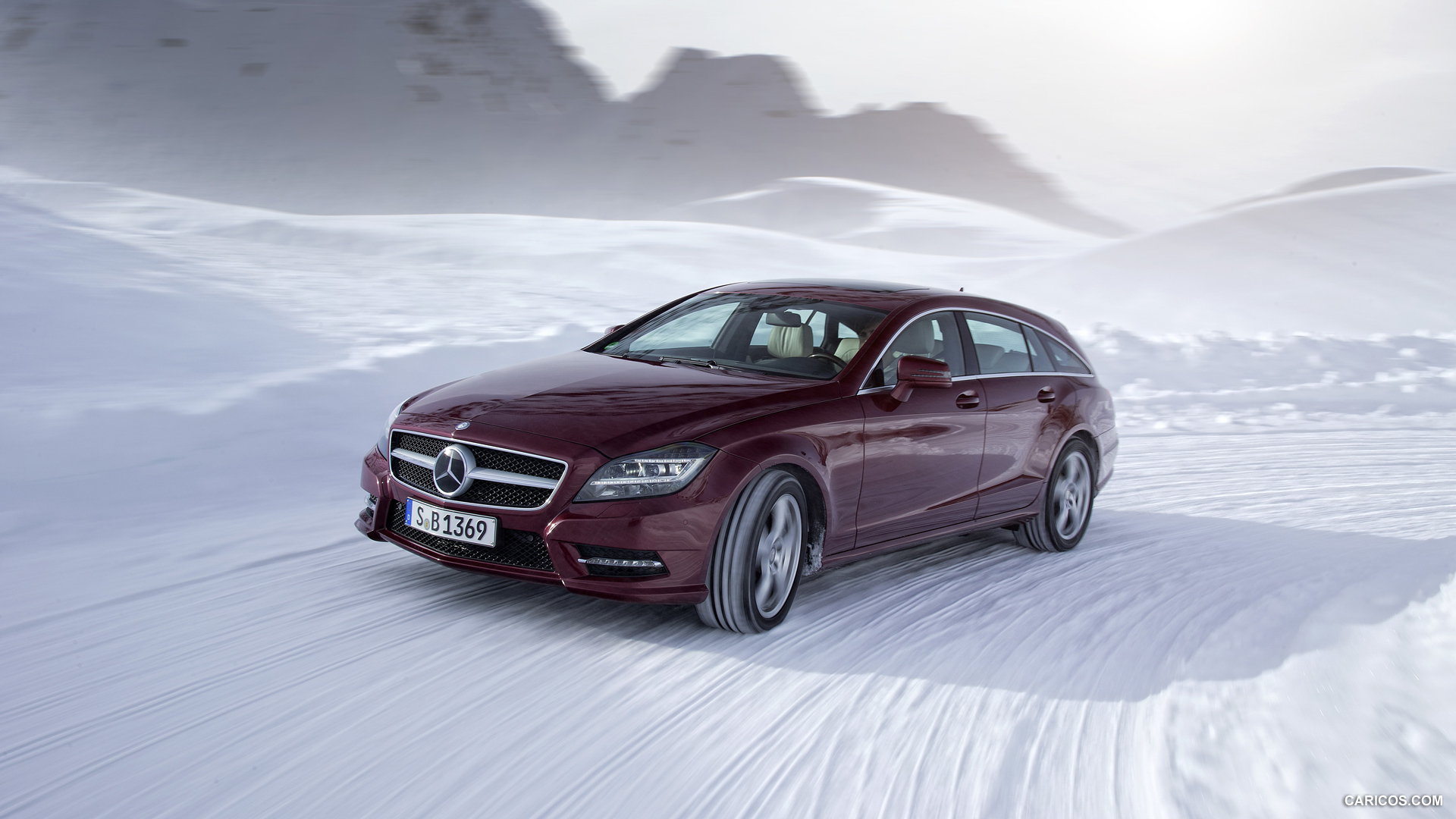 2013 Mercedes-Benz CLS 500 4MATIC Shooting Brake on Snow - Front, #153 of 184