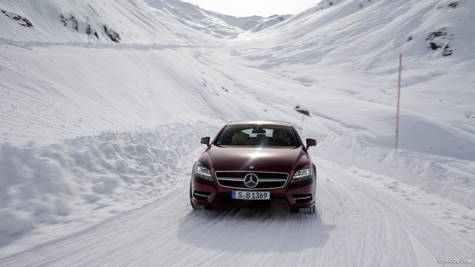 2013 Mercedes-Benz CLS 500 4MATIC Shooting Brake on Snow - Front, #154 of 184