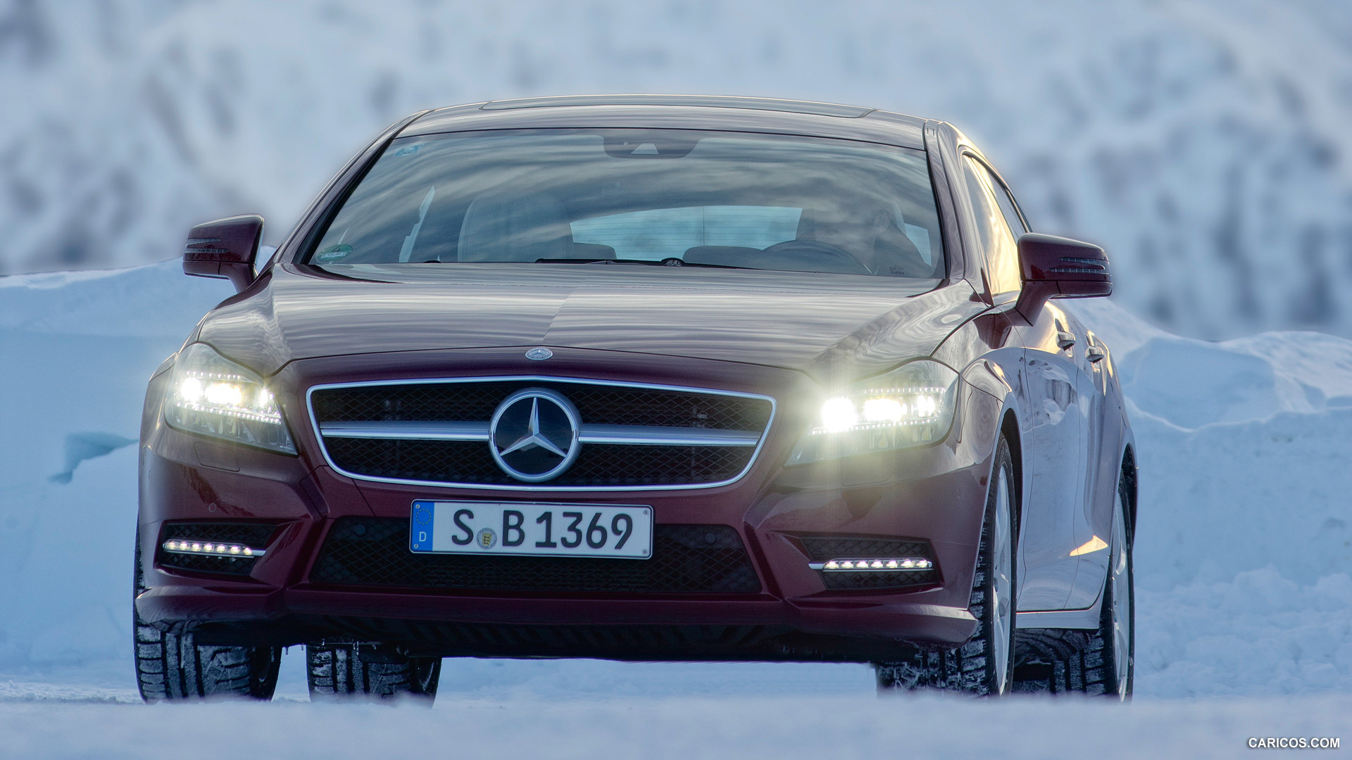 2013 Mercedes-Benz CLS 500 4MATIC Shooting Brake on Snow - Front, #161 of 184