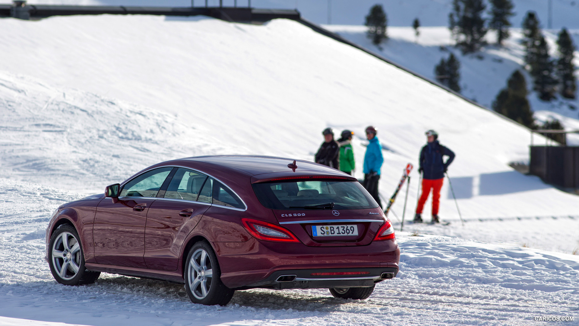 2013 Mercedes-Benz CLS 500 4MATIC Shooting Brake on Snow - Rear, #164 of 184