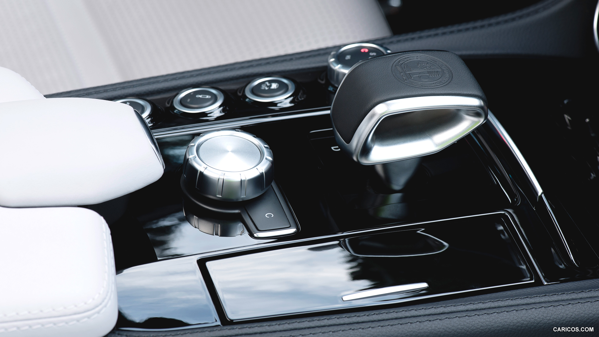 2013 Mercedes-Benz CLS 63 AMG Shooting Brake  - Interior Detail, #28 of 35
