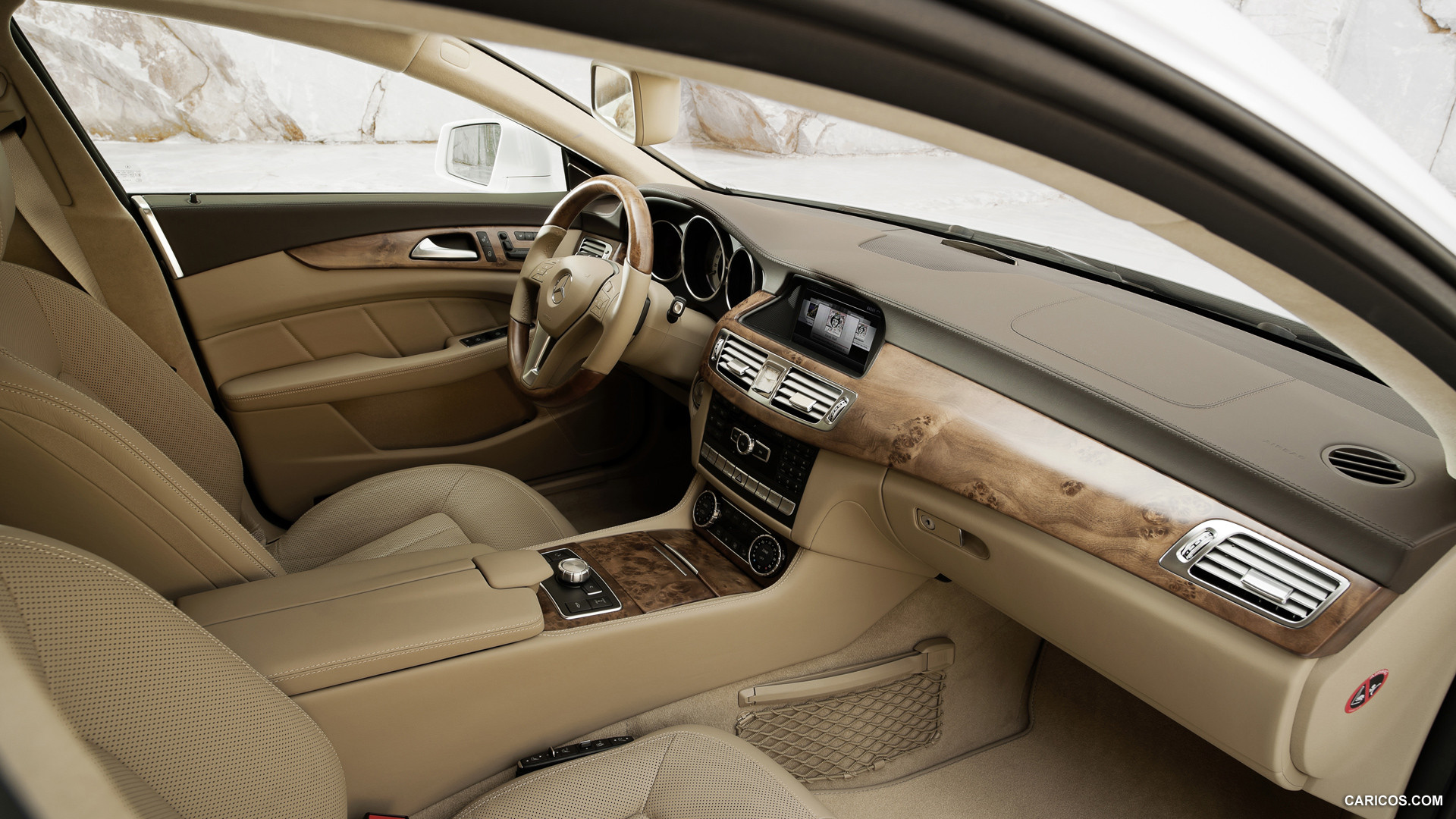 2013 Mercedes-Benz CLS Shooting Brake - Interior, #33 of 184