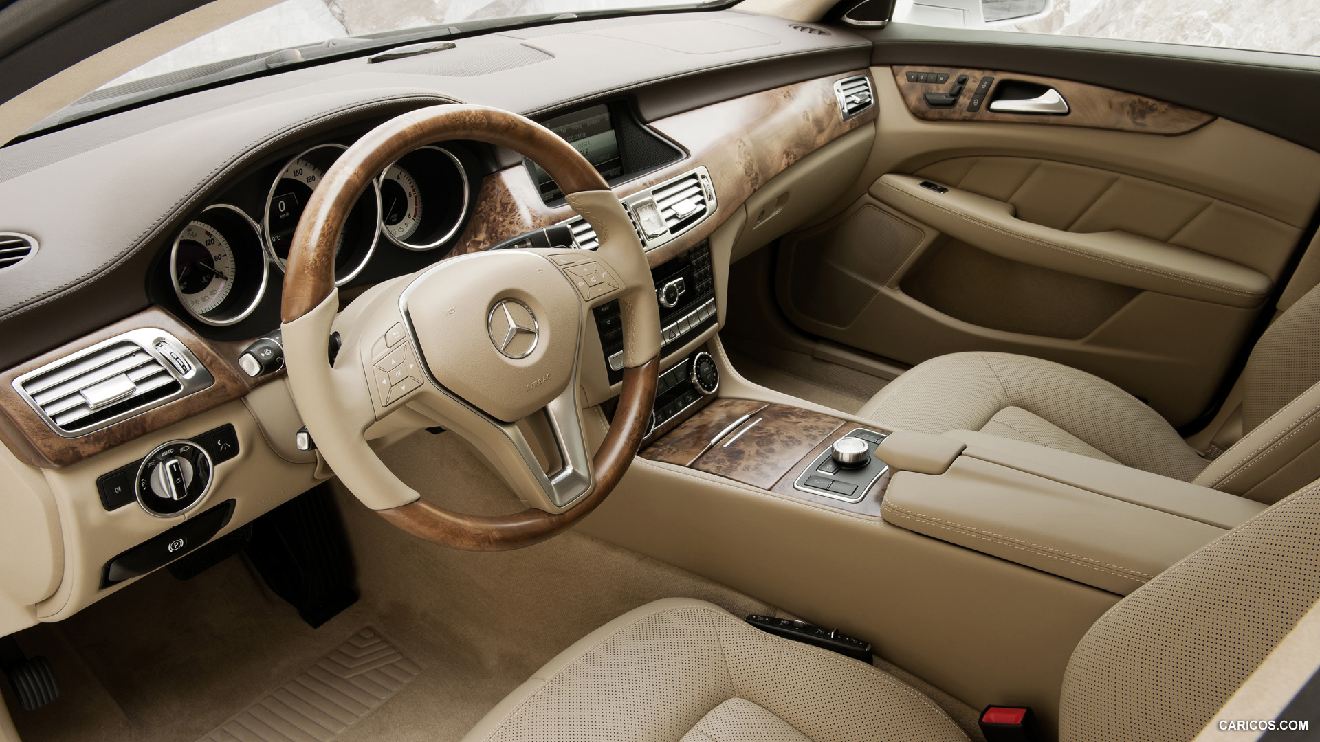 2013 Mercedes-Benz CLS Shooting Brake - Interior, #35 of 184