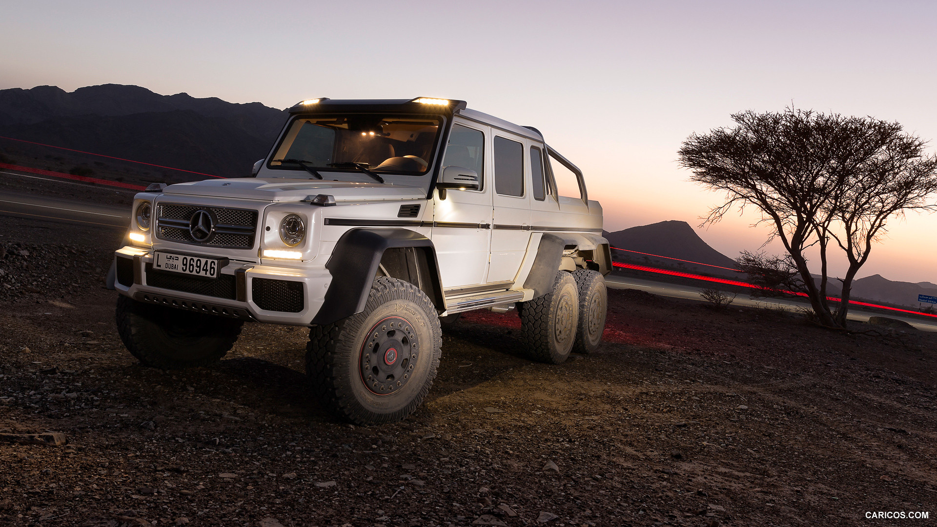 2013 Mercedes-Benz G63 AMG 6x6 Concept  - Front, #8 of 57