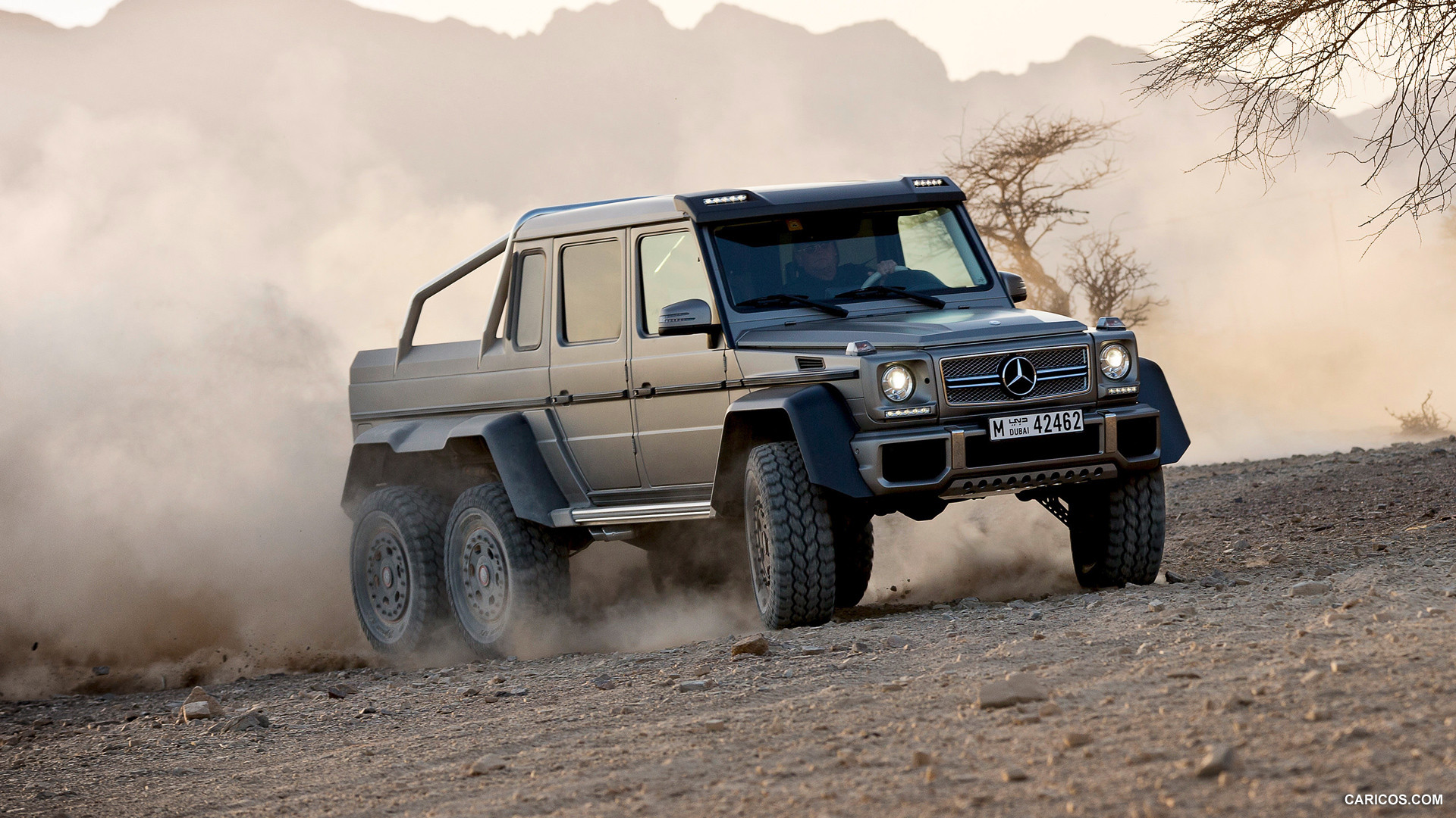 2013 Mercedes-Benz G63 AMG 6x6 Concept  - Front, #9 of 57