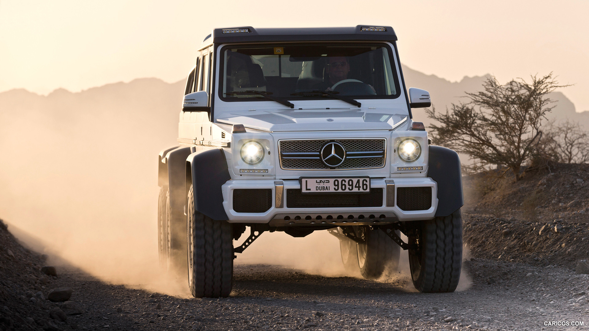 2013 Mercedes-Benz G63 AMG 6x6 Concept  - Front, #19 of 57
