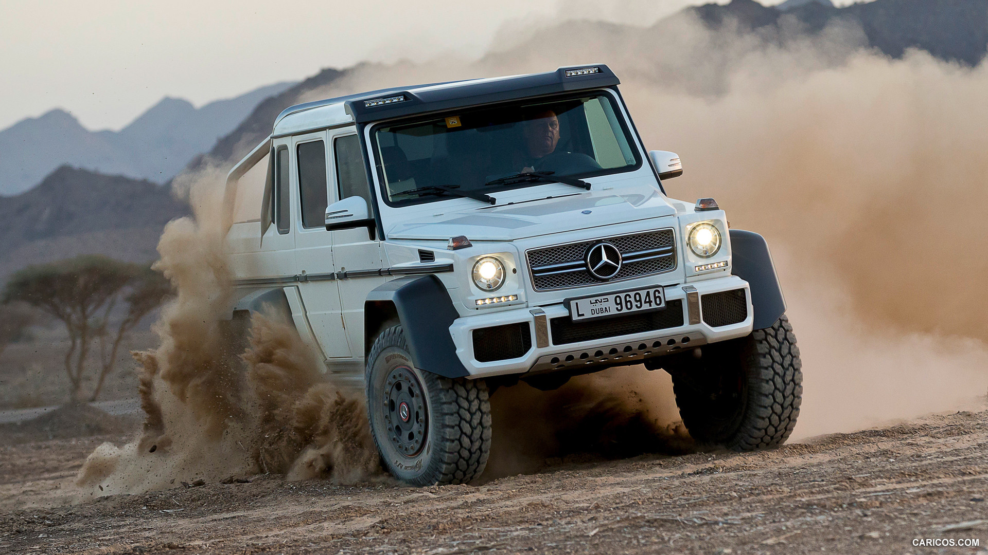 2013 Mercedes-Benz G63 AMG 6x6 Concept  - Front, #22 of 57