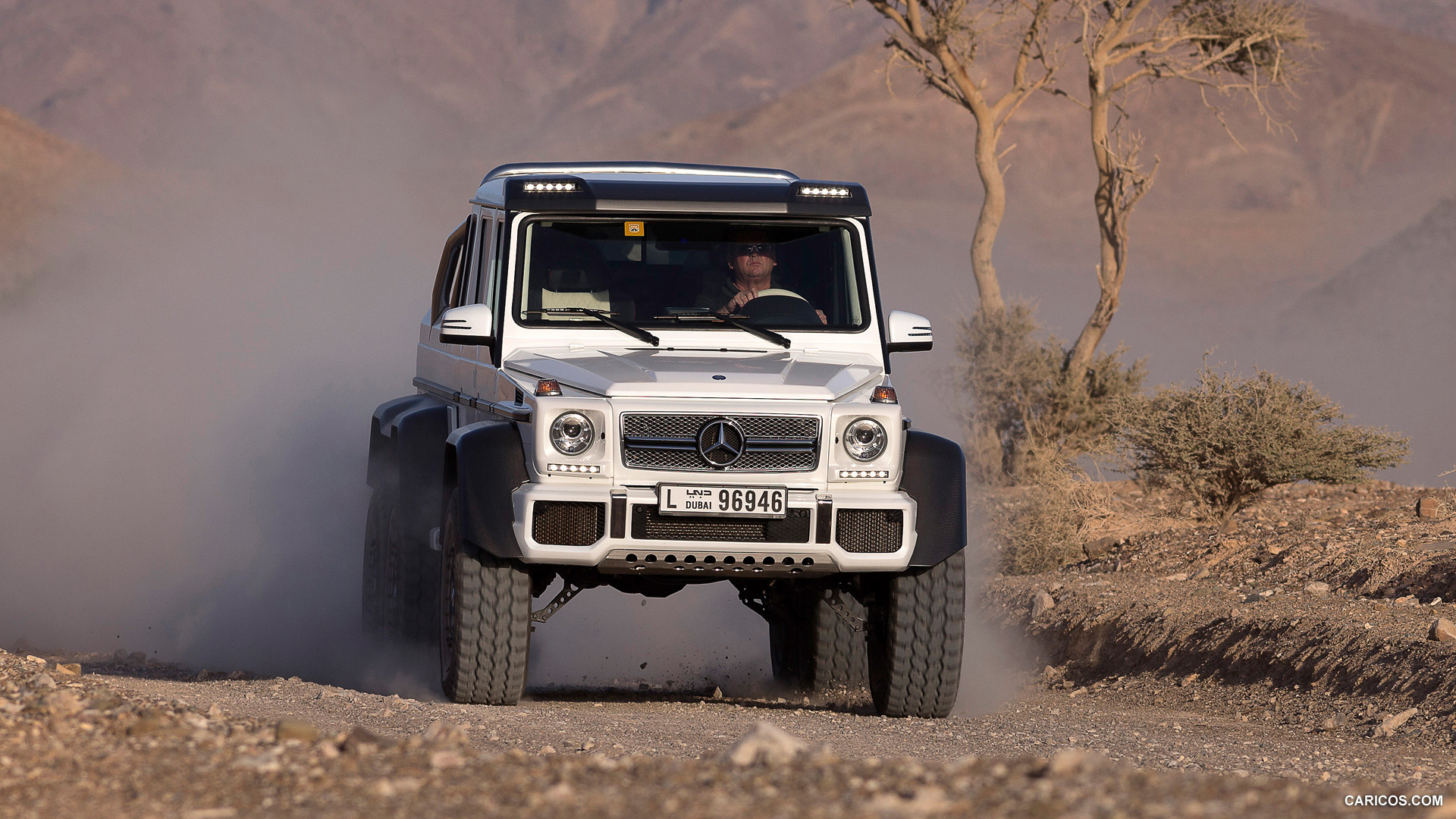 2013 Mercedes-Benz G63 AMG 6x6 Concept  - Front, #33 of 57