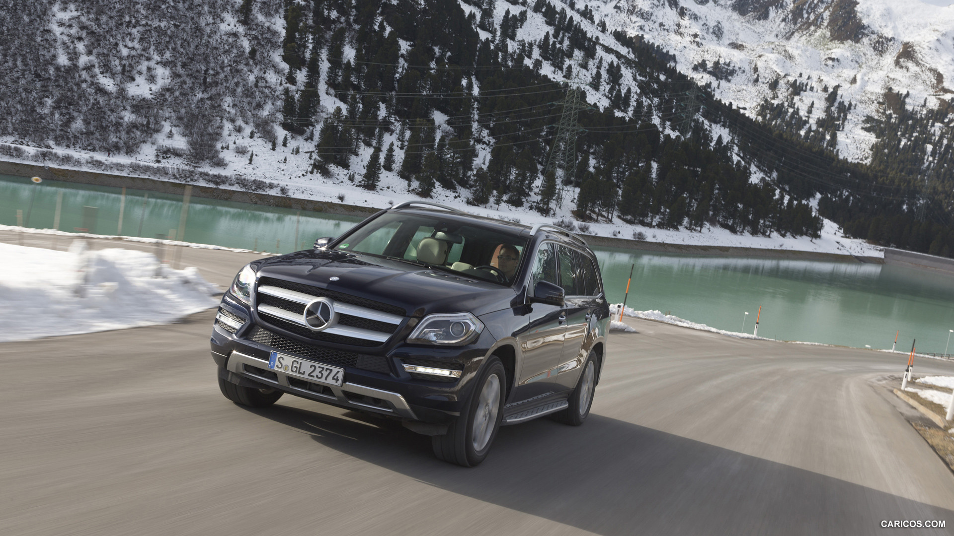 2013 Mercedes-Benz GL 500 4MATIC  - Front, #243 of 259