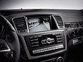 2013 Mercedes-Benz GL-Class Night View Assist PLUS - Central Console
