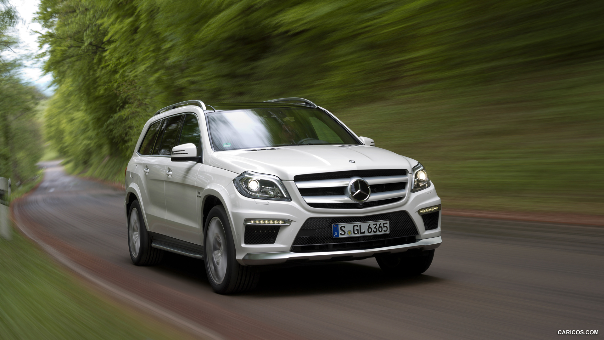 2013 Mercedes-Benz GL63 AMG  - Front, #1 of 99