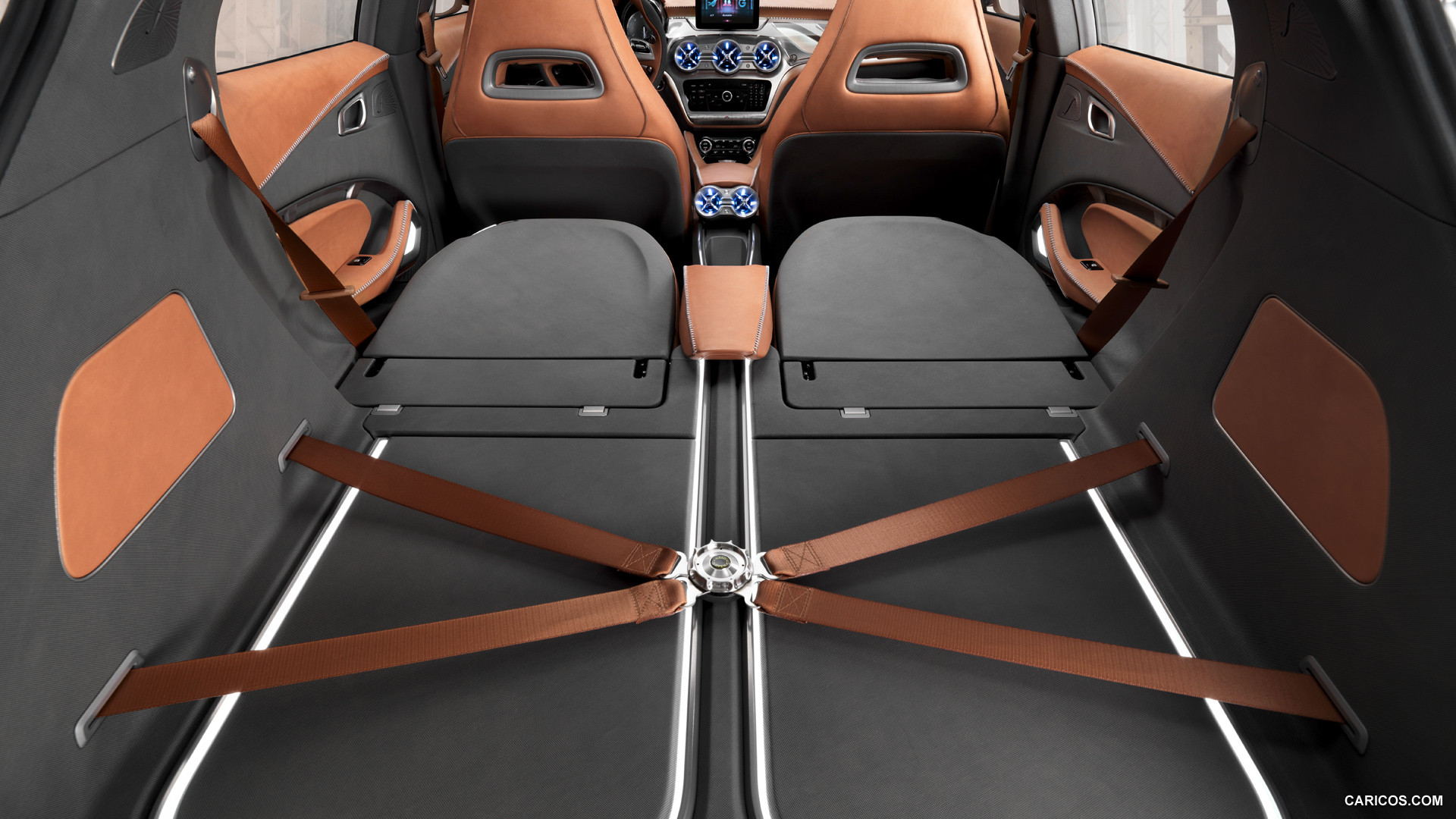 2013 Mercedes-Benz GLA Concept  - Trunk, #26 of 42