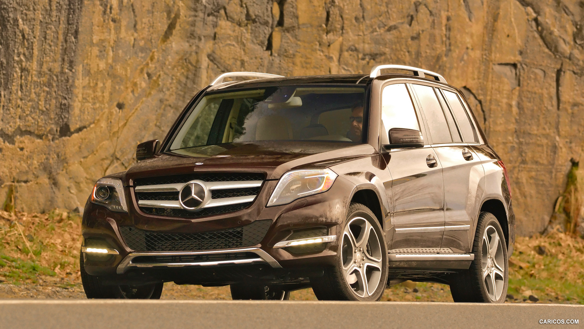 2013 Mercedes-Benz GLK250 BlueTEC (Fully Equipped) - Front, #62 of 109