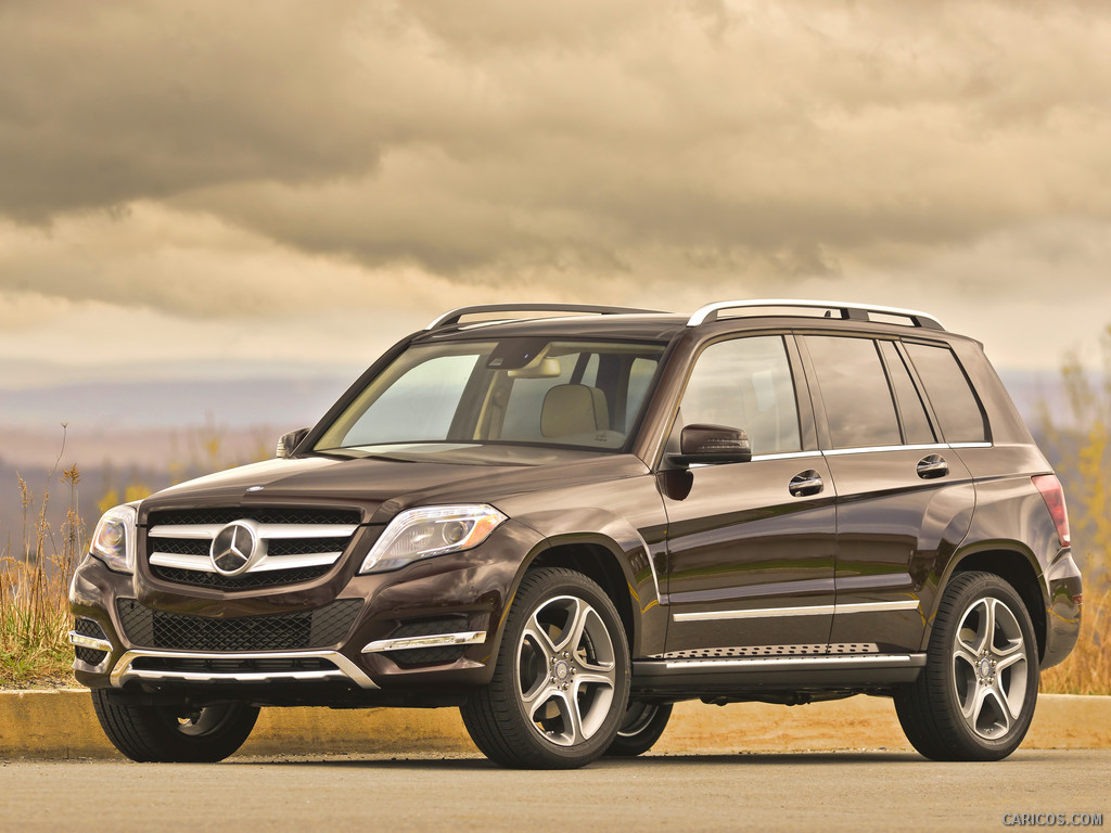 2013 Mercedes-Benz GLK250 BlueTEC (Fully Equipped) - Front