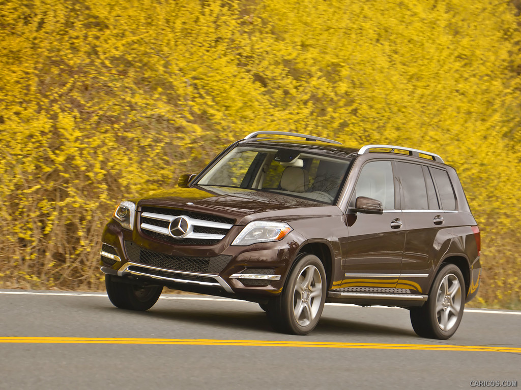 2013 Mercedes-Benz GLK250 BlueTEC (Fully Equipped) - Front