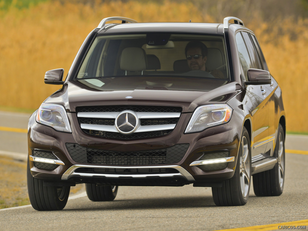 2013 Mercedes-Benz GLK250 BlueTEC (Fully Equipped) - Front