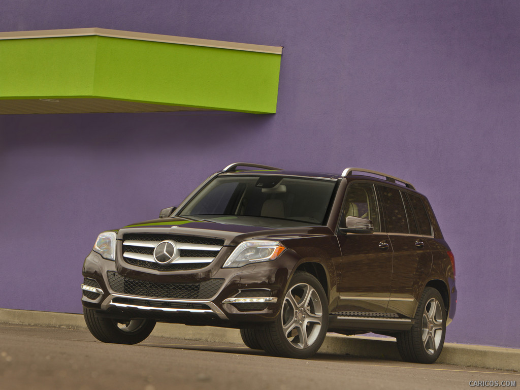 2013 Mercedes-Benz GLK250 BlueTEC (Fully Equipped) - Front