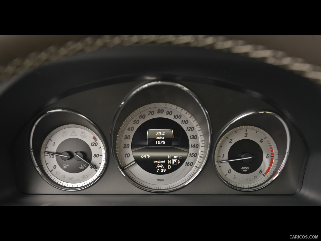 2013 Mercedes-Benz GLK250 BlueTEC (Fully Equipped) - Instrument Cluster